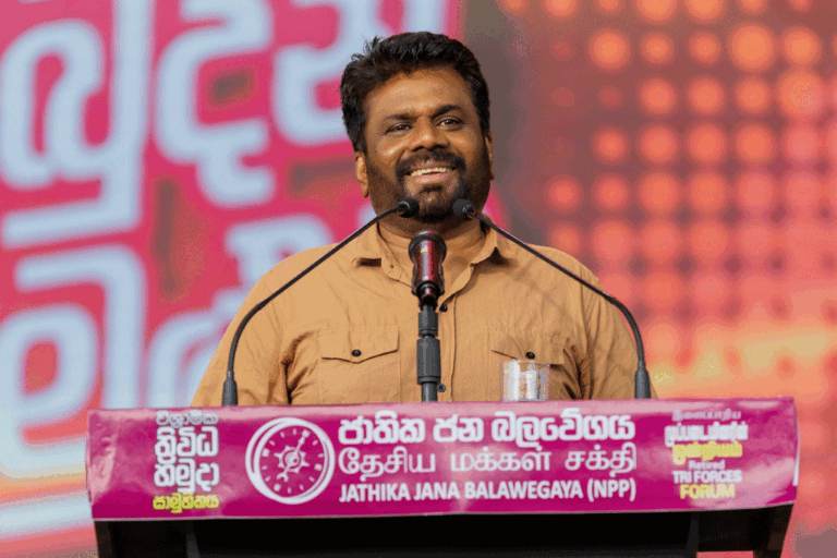 මහින්දට අප්පච්චි කියමින් හිටපු රෝහිතට දැන් රනිල් අප්පච්චි වෙලා. දැන් අප්පච්චිලා දෙන්නයි – අනුර