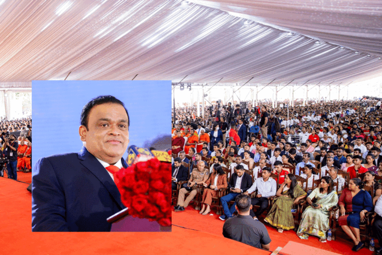 තරුණ තරුණියන් ලක්ෂ 36ට රැකියා සම්පාදනය නොකර ආර්ථිකය ගොඩනැගීම ගැන කවර කතාද ? – ධම්මික පෙරේරා