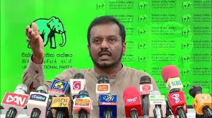 අපි ඉන්නේ රනිල් එක්ක කියල ලබන සතියේ කියනවා – රත්නප්‍රිය