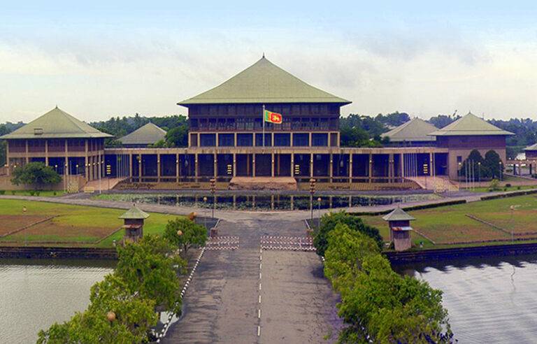 වැඩබලන පොලිස්පතිගේ පත්වීම අනුමත කිරීම ගැන තීරණය අද