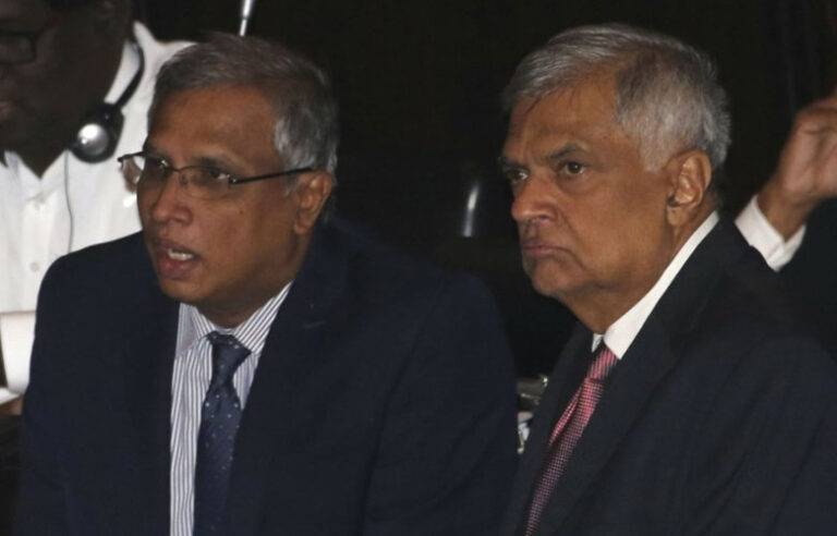 එතුමාත් දන්නවා මේ ඡන්දය දිනන්න අපහසුයි කියලා. 2029 ඉලක්ක කරගෙන එනවා නම් …. – ජනපති හමුවුණු සුමන්දිරන් කියූ කතාව