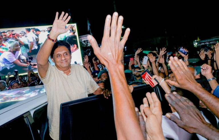 මේ රටේ හැම පුරවැසියෙකුටම තමන්ගේම නිවසක ජීවත්වීමේ අයිතිය අපි අනිවාර්යයෙන්ම ලබාදෙනවා – සජිත්