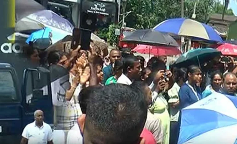 විභාග දෙපාර්තමේන්තුව ඉදිරිපිටදී විරෝධතාවයක්!
