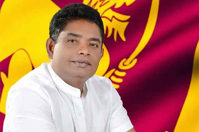ඌව පළාත් ආණ්ඩුකාරවරයා ඉල්ලා අස්වෙයි!