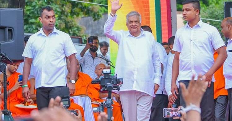 දැන් මෙරට ආර්ථිකයේ දොර විවෘත කර නැවත ජනතාවට ජීවත්වීමේ අවස්ථාව ලැබී තිබෙනවා – ජනපති රනිල්