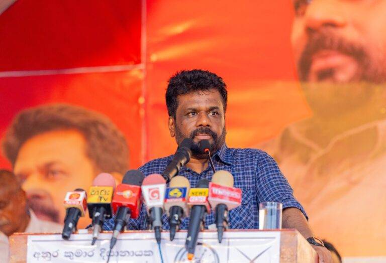 අපේ මිනිස්සුන්ට ඉතුරු වූණේ ඛේදවාචක විතරයි.දැන් ඒවා වෙනස්වෙන්න ඕනේ!