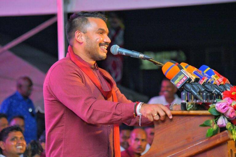 අපි වැඩ කරන්න දන්න මිනිස්සු – නාමල්