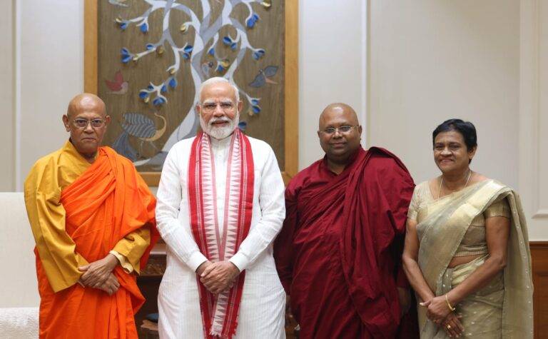 බානගල නා හිමියන්ගෙන් ඉන්දියා අගමැතිට ආරාධනාවක්!