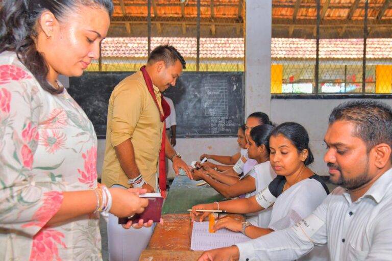 පොහොට්ටුවේ අපේක්ෂාව නාමල් ලිමිණිත් එක්කම ජන්ද පොළට එයි!