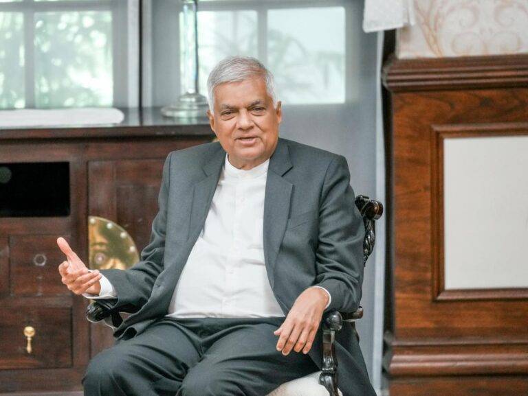 අනුර ඔබට සියල්ල භාරයි! ඉතිං  මම සමුගන්නම් – රනිල් වික්‍රමසිංහ