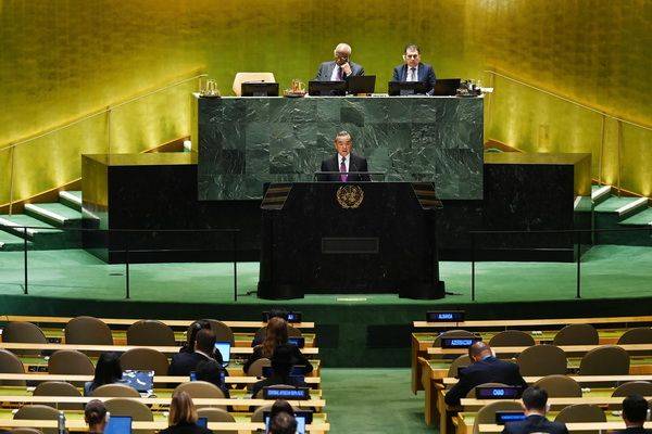 චීන නවීකරණ‍යෙන් ලොවට නව අවස්ථා උදා වන බවට චීන විදේශ ඇමතිවරයාගෙන් ප්‍රකාශයක්!