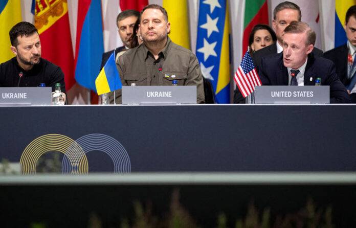 Ukraine's-Zelenskiy-presses-US-to-greenlight-deeper-strikes-into-Russia
