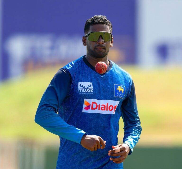 පුංචි රෝමයෙන් තවත් ටෙස්ට් ක්‍රිකට් තරුවක්
