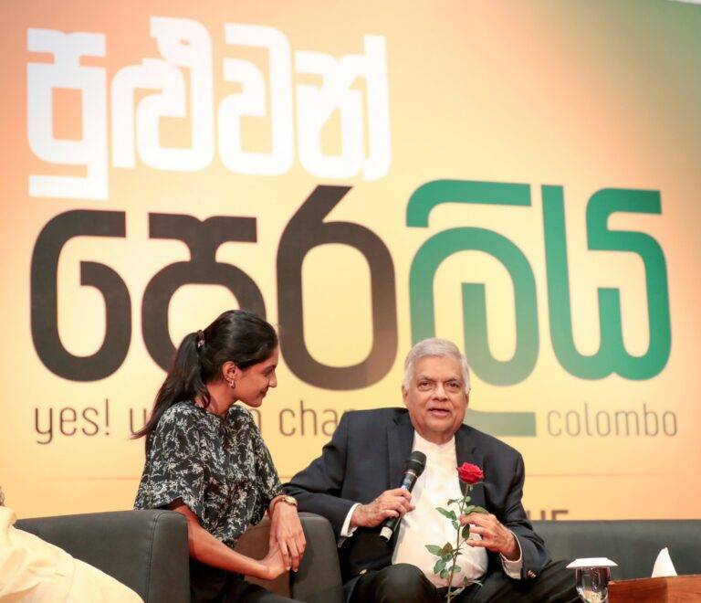 NPP එක ජනතාවට බොරු කියමින් සිටිනවා. ආර්ථික ප්‍රතිපත්තිය කුමක්ද ඇසුවාම ඔවුන් පිළිතුරු දෙන්නේ නැහැ – ජනපති