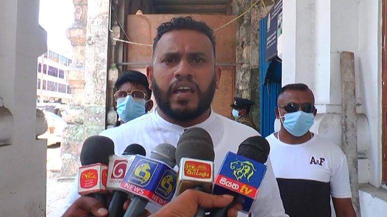 රටින් යන්න ගිය ඩෑන්ට වැඩේ වැරදිලා!