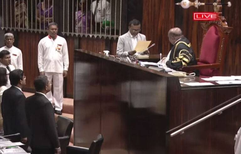 කරුණාරත්න පරණවිතාන දිවුරුම් දෙයි !
