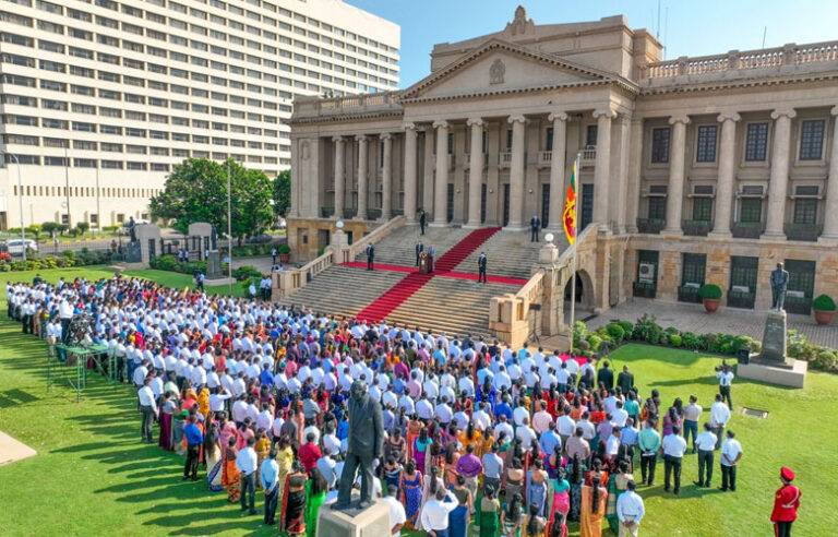 නව කැබිනට් මණ්ඩලය අද දිවුරුම් දෙයි ?