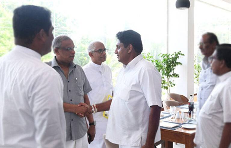 තීරණාත්මක ඉලංගෛ තමිල් අරසු කච්චි සහායත් සජිත් ප්‍රේමදාසට !