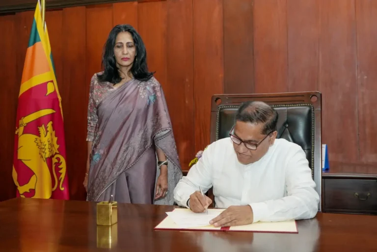 ව්‍යවස්ථාදායක සභාව සඳහා ජනාධිපතිවරයාගේ නියෝජිතයා ලෙස අමාත්‍ය විජිත හේරත් පත් වේ!