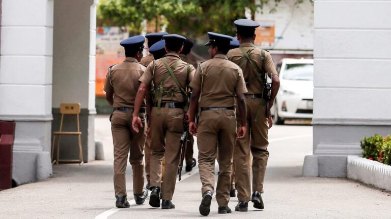 හිටපු පා. මන්ත්‍රීවරුන්ගෙන් පොලිස් ආරක්ෂාව ඉවතට!