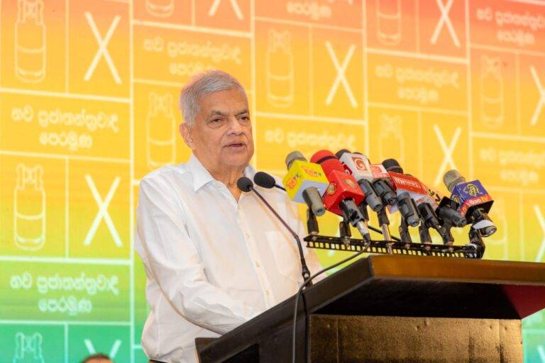හිටපු ජනපති රනිල්ගෙන් අනාවැකියක්!