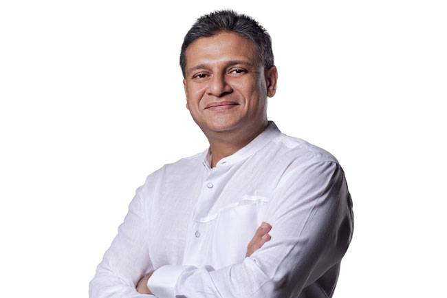කොහොමද සම්ප්‍රදායෙන් පිට හිතන්නේ ? දිලිත්ගෙන් පිළිතුරු