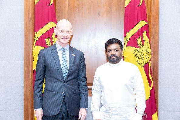 ජනපති අනුර හමු වූ ඕස්ට්‍රේලියානු මහකොමසාරිස්!