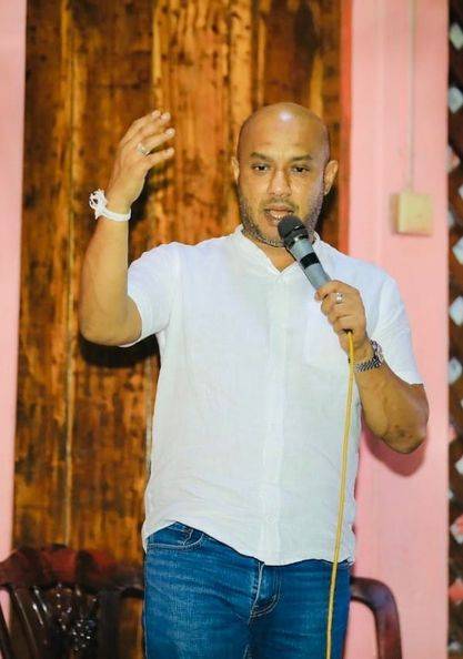 කවුරු කවුරුත් බෝල ගහන්නේ අපි හදපු පිට්ටනියේ – දුමින්ද