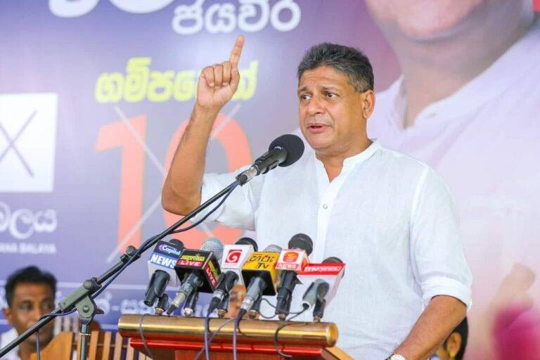 ලංකාවේ අඩුම කාලයක් තුළ වැඩිම ණය ගත් කෙනා ගැන කියන දිලිත්!