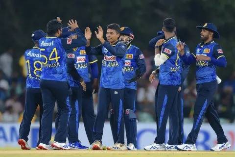 කෝඩු වෙල්ලාලගේ කොදෙව් පිිතිකරුවන්ට පාඩු කරයි