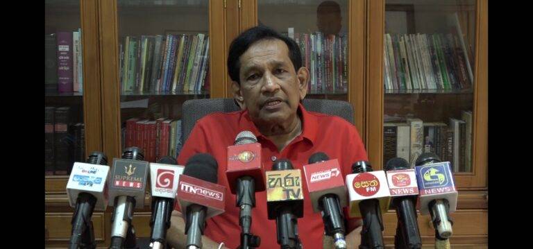 (VIDEO):සජිත් අනුරට බයවෙලා.එජාප – සමඟි සාකච්ජා කඩාකප්පල් කළේ සජිත් ඇතුළු නඩේ!