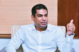පොහොට්ටුවෙන් ගිය කණ්ඩායම සිලින්ඩරයෙන් එන්න තීරණය කරයි.පුංචි ජන්දෙට වෙනසක්!