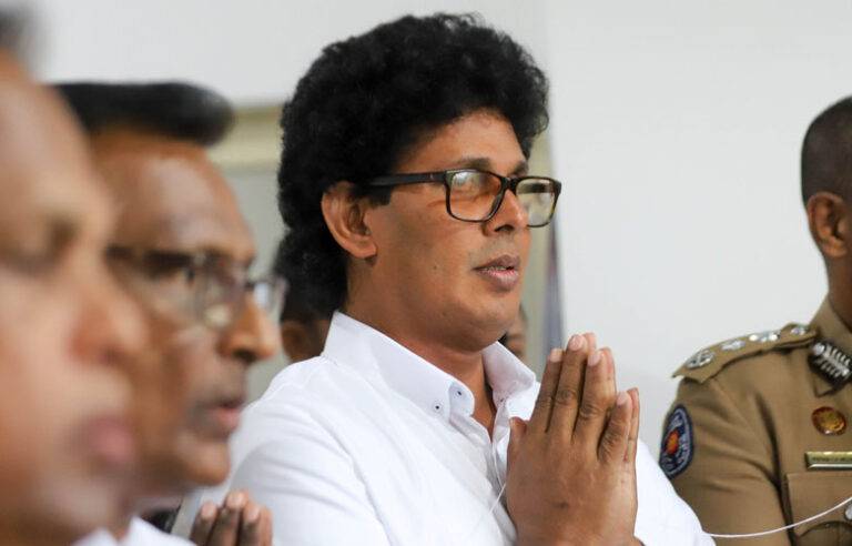 අපි කලබලේට හොරු අල්ලන්නෙ නෑ – වසන්ත සමරසිංහ