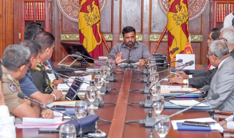 තාක්ෂණික තොරතුරු මත පමණක් පදනම් නොවී ආපදා තත්ත්වයට මුහුණ දෙන ප්‍රදේශවලට ගොස් පීඩාවට පත් ජනතාවට කඩිනම් සහන සලසන්න – ජනපති