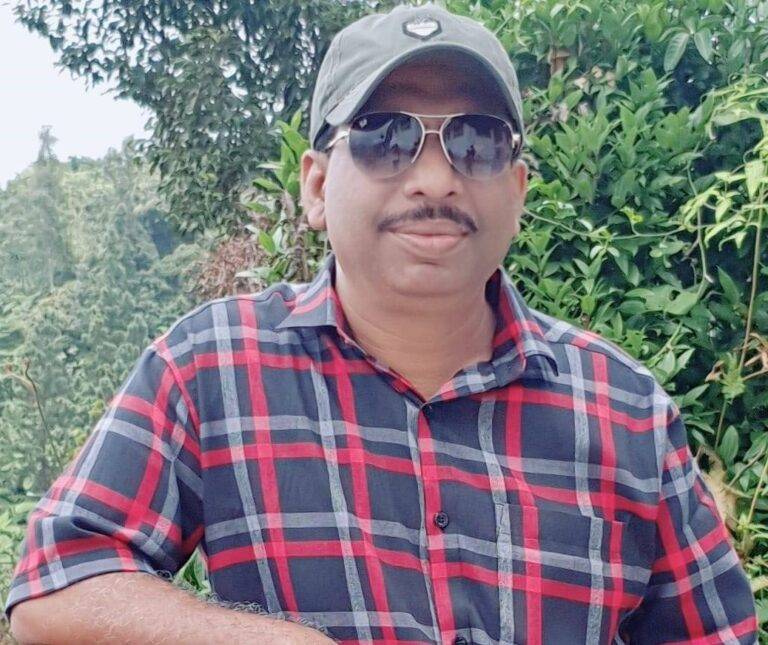 ක්‍රීඩා අමාත්‍ය ධූරය වරලත් ගණකාධිකාරිවරයෙකුට