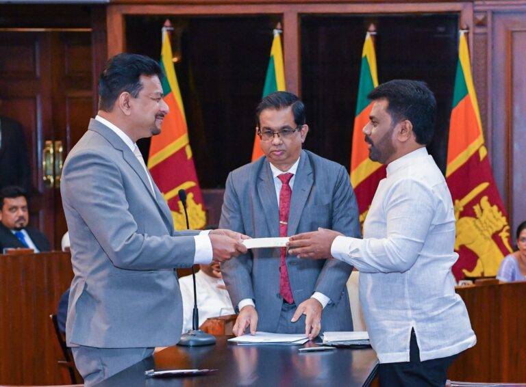 වෘත්තීය සමිතිවලට වැඩ නැතිවෙයිද?