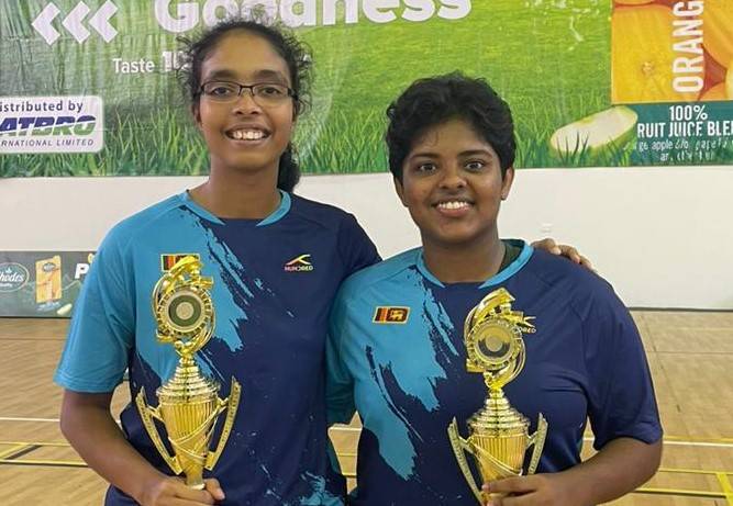 හසාරා හසිනි ලොව 72 වන යුගලය පරාජයට පත් කරයි