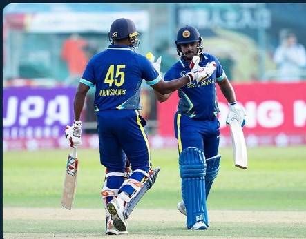 හොංකොං හුණ්ඩු ක්‍රීඩාංගණයේ පිත්තට වැට බැදීමේ වැඩිම දක්ෂතා සමඟ ශ්‍රී ලංකාව පෙරමුණට