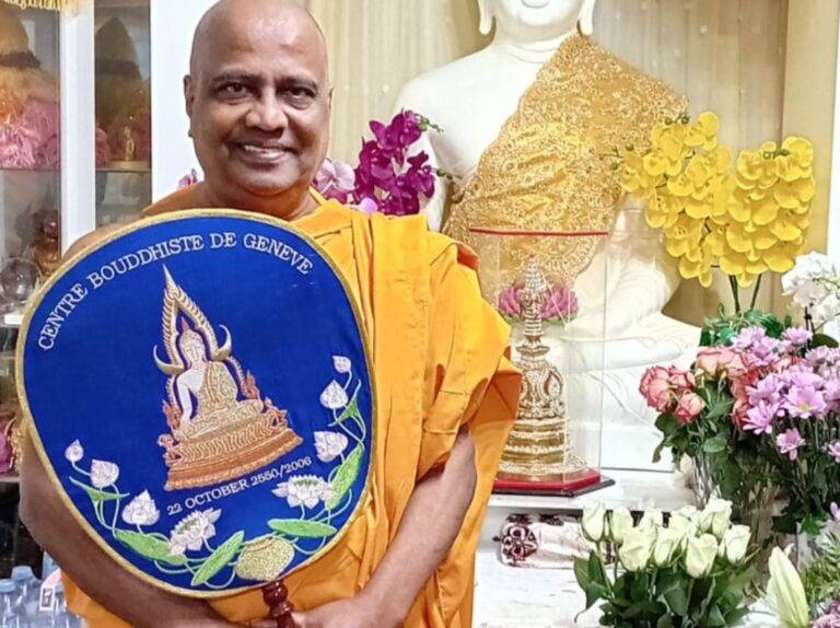 ආනන්දය ආනන්දවත් කළ ජිනීවා නාහිමියෝ!