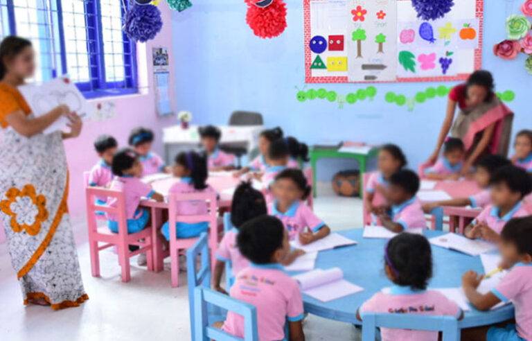 පූර්ව ළමාවිය අධ්‍යාපනයත් අනිවාර්යය කරනවා. දැනට දෙතැනක තිබෙන ඒකක එක තැනකට ගේනවා – හරිනි