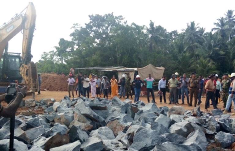 වේයන්ගොඩ නිධන් හෑරීමෙන් අන්තිමට ලැබුණු දේ !