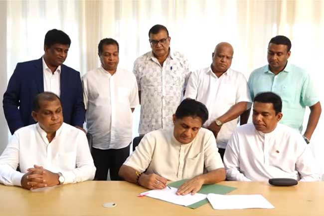 සජබය වත්මන් කථානායක ගැන අද ගත් තීරණය!