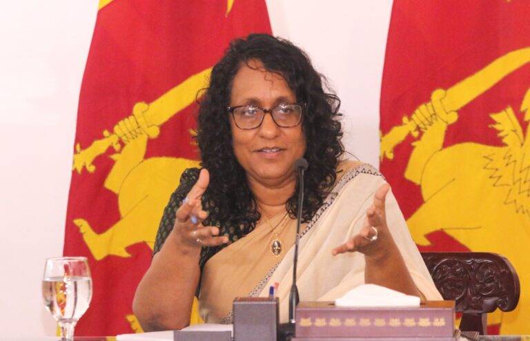 ආර්ථීක අර්බුධය නිසා දරුවන්ගෙන් 55% ක අධ්‍යාපනය කෙරෙහි අහිතකර බලපෑම් ඇතිවෙලා – අග්‍රාමාත්‍ය ආචාර්ය හරිනි