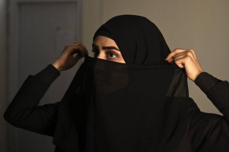 මරණීය දණ්ඩනය දක්වා විහිදෙන “හිජාබය”