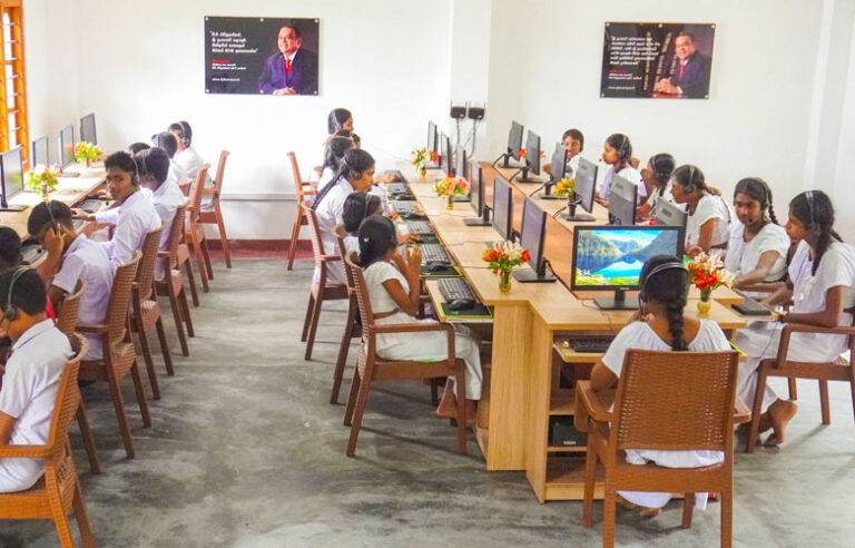 තොරතුරු තාක්ෂණ පෙරළියට දිරියක් : ධම්මිකගේ ඩීපී එඩියුකේෂන් අයිටී කැම්පස් ජාලය තවත් පුළුල් වෙමින් ඉදිරියට !