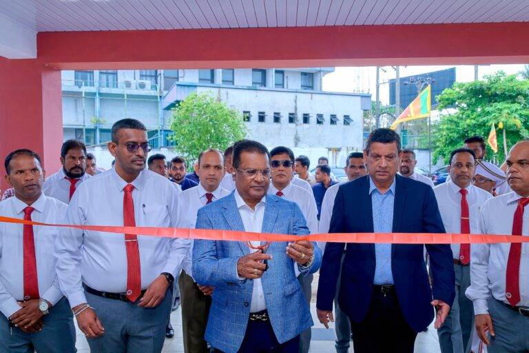 ජනසතු සේවා ක්‍රිකට් ක්‍රීඩාංගණය සැකසීම ශ්‍රී ලංකා ක්‍රිකට් වගකීමක් කර ගනියි