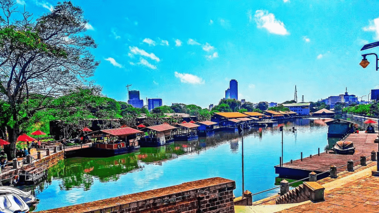 පිටකොටුව පාවෙන වෙළෙඳ සංකීර්ණය මත්ද්‍රව්‍ය තිප්පොළක් වෙලා – නියෝජ්‍ය අමාත්‍ය නීතිඥ සුනිල් වටගල