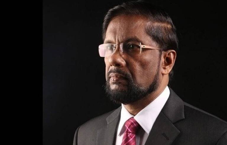 නව කථානායක විශේෂඥ වෛද්‍ය නිහාල් අබේසිංහ ?
