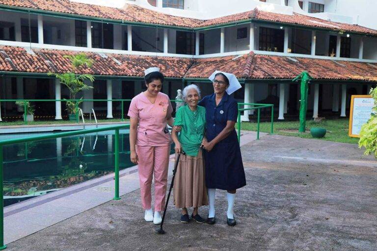 People’s Excellency සම්මානය දිනූ රෝයල් නර්සින් හෝම්!