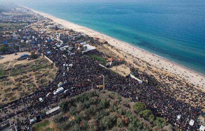 Hundreds-of-thousands-of-Palestinians-return-to-north-Gaza